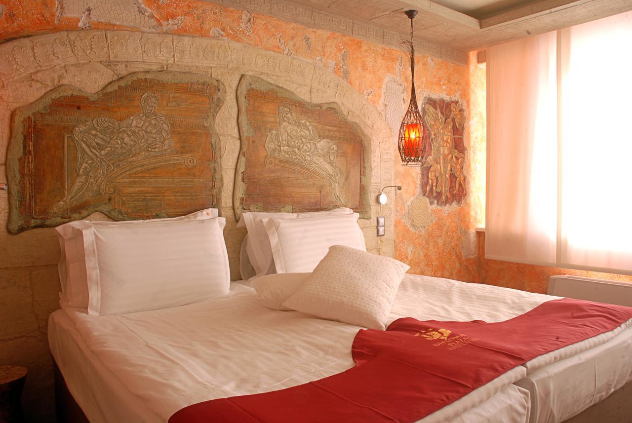 Diplomat Plaza Hotel & Resort Lukovit Eksteriør bilde