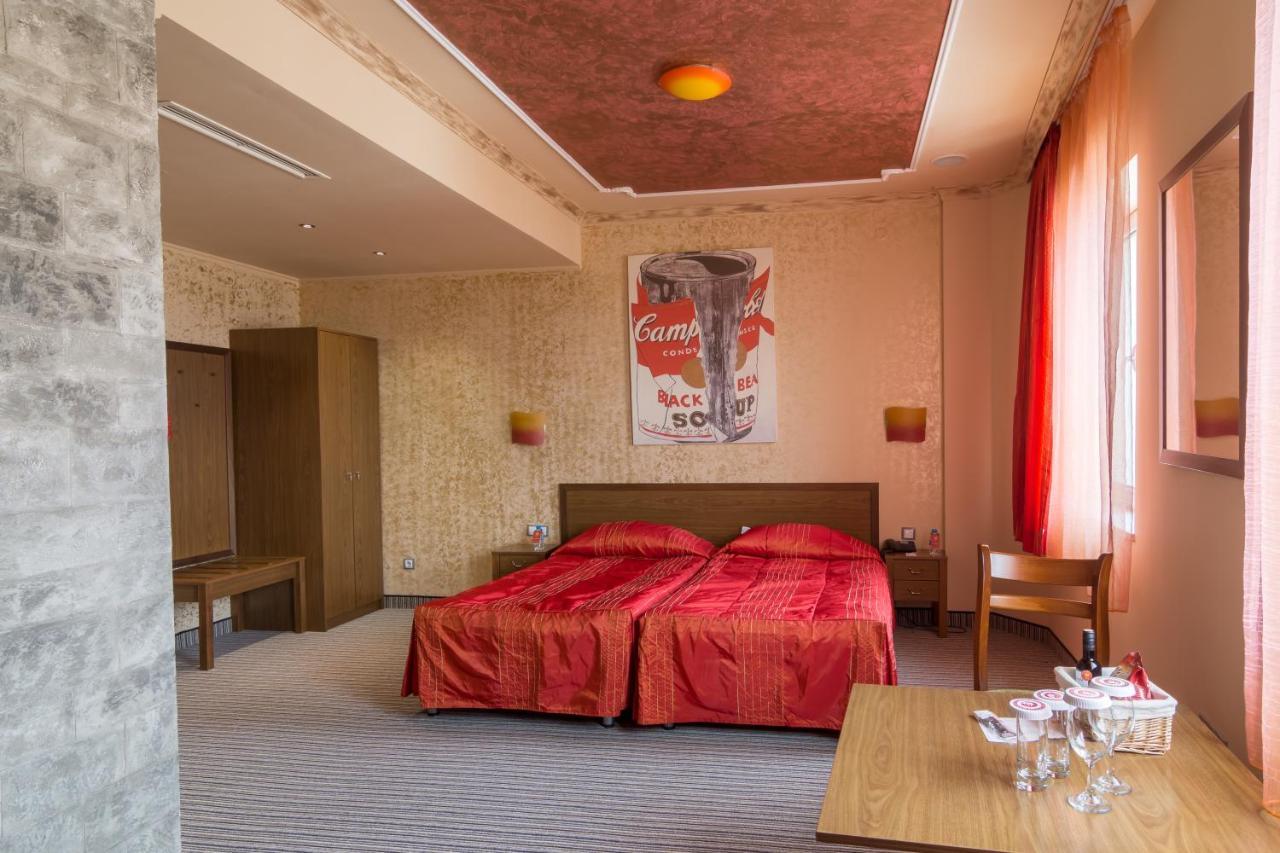 Diplomat Plaza Hotel & Resort Lukovit Eksteriør bilde